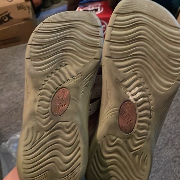 GUC Earth Spirit slip on  sandals sz 9.5-10 - Picture 4 of 5